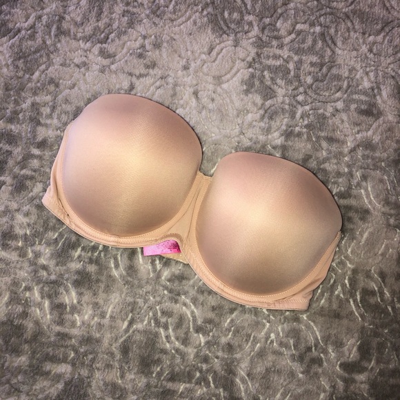Other - Nude Strapless Bra